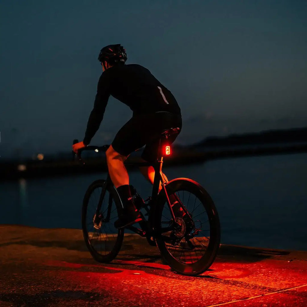 Magicshine SEEMEE 400 ضوء خلفي ذكي للدراجة مع ANT+، ضوء خلفي للدراجة 400 لومن، تحكم عبر جهاز Garmin، Wahoo لعدادات الدراجة